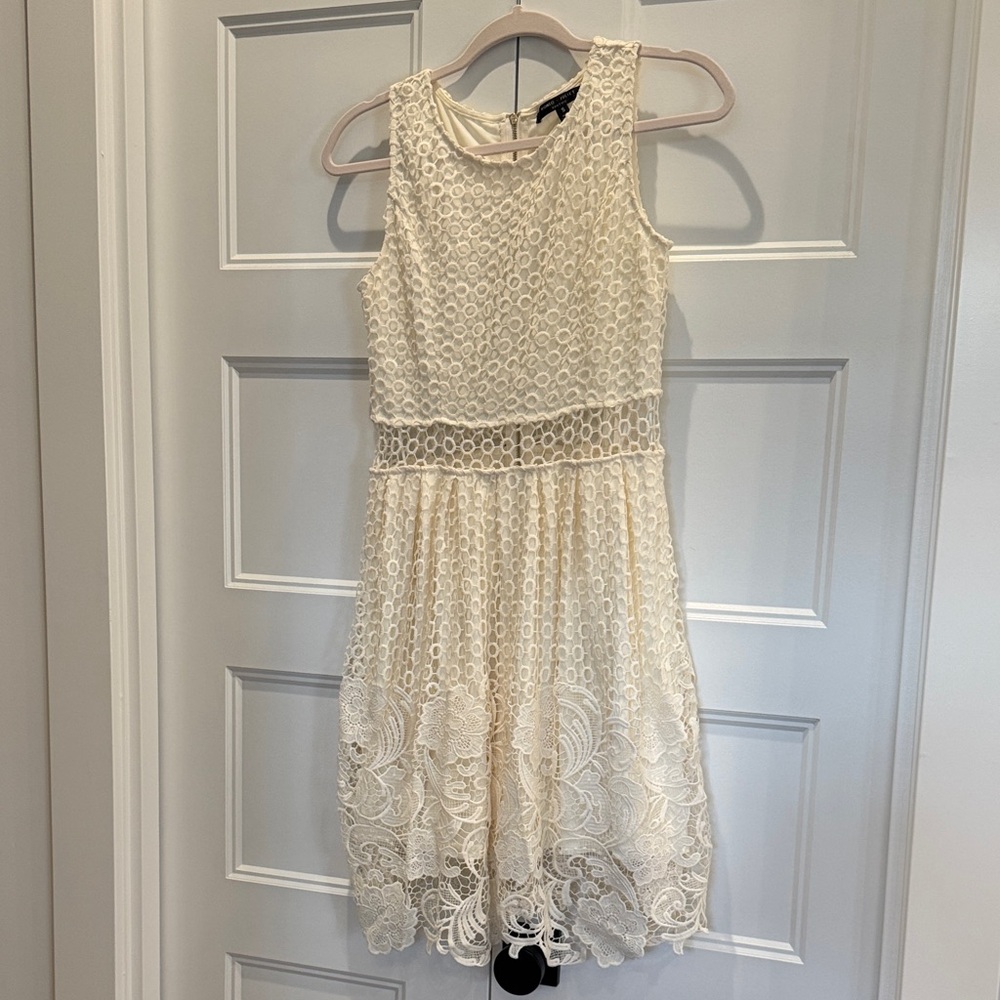 Romeo‎ & Juliet Couture dress